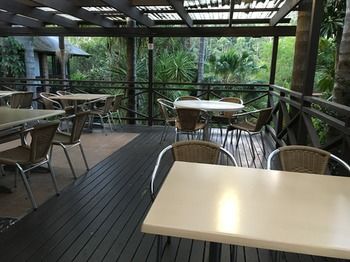 Avoca Beach Hotel & Resort - Redcliffe Tourism 8