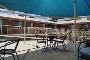 Tooleybuc Motel - Redcliffe Tourism 8