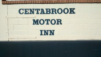 Centabrook Motor Inn - Redcliffe Tourism 13
