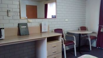 Centabrook Motor Inn - Redcliffe Tourism 24