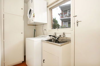 Lisson Holiday Rental - Redcliffe Tourism 6