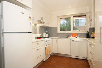 Lisson Holiday Rental - Redcliffe Tourism 7