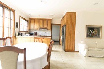 Hawthorn Holiday House - Redcliffe Tourism 12