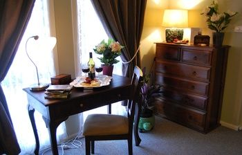 Meurants Manor Bed And Breakfast - Redcliffe Tourism 6