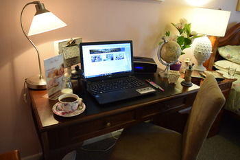 Meurants Manor Bed And Breakfast - Redcliffe Tourism 29