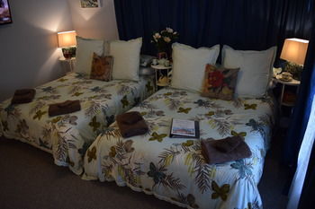 Meurants Manor Bed And Breakfast - Redcliffe Tourism 30