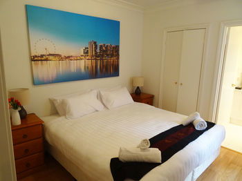 Anchor On Little Collins - Redcliffe Tourism 37