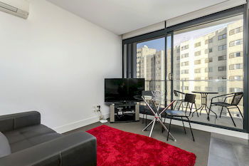 Amazing Accommodations South Yarra - Redcliffe Tourism 9