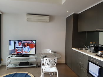 Amazing Accommodations South Yarra - Redcliffe Tourism 43