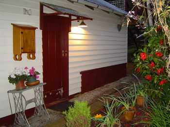 Stones Throw Cottage Bed & Breakfast - Redcliffe Tourism 14