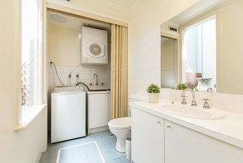 Apartment2c - Tribeca - Redcliffe Tourism 2