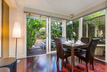 Apartment2c - Tribeca - Redcliffe Tourism 11