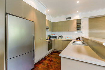 Apartment2c - Tribeca - Redcliffe Tourism 13