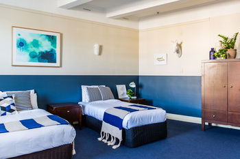 Bridgeview Hotel - Redcliffe Tourism 10