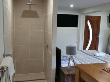 Alaya Escape - Redcliffe Tourism 52