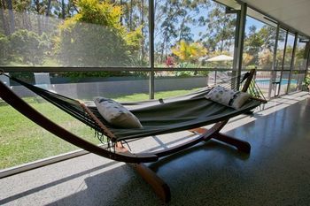 Moonee Beach Executive Retreat - Redcliffe Tourism 16