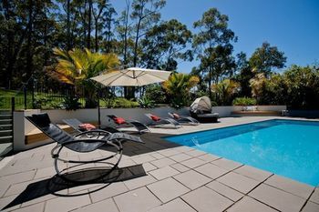 Moonee Beach Executive Retreat - Redcliffe Tourism 27