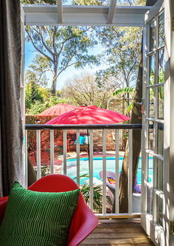 The Regents Park - Redcliffe Tourism 15