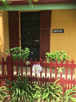 The Regents Park - Redcliffe Tourism 32