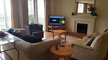 Villa Christian At Cypress Lakes Resort - Redcliffe Tourism 6