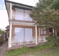 Balmain 2 Mont Furnished Apartment - Redcliffe Tourism