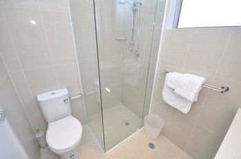 Cremorne 4 Ran Furnished Apartment - Redcliffe Tourism 0