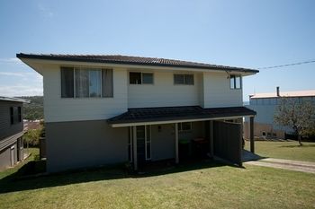 Emerald Views - Redcliffe Tourism 4