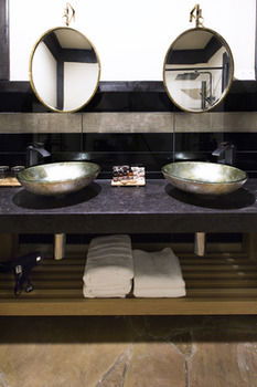 Aquila Nova Retreat - Redcliffe Tourism 24