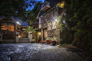Aquila Nova Retreat - Redcliffe Tourism 25