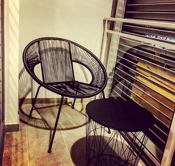 Bespoke Creative Serviced Apartments - Redcliffe Tourism 0