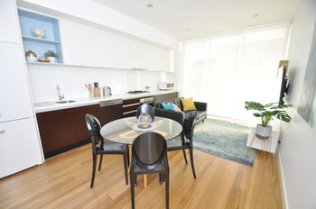 Neutral Bay 4 Young Furnished Apartment - Redcliffe Tourism 11