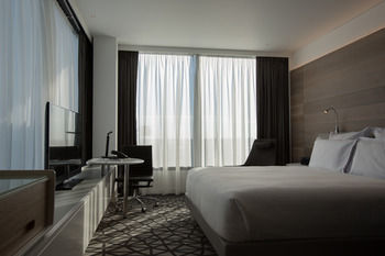 Pullman Sydney Airport - Redcliffe Tourism 47