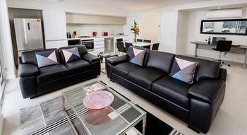 Hamilton Executive Apartments - Redcliffe Tourism 20