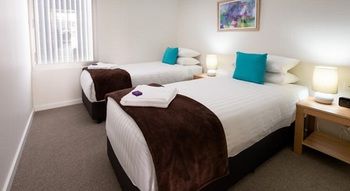 Hamilton Executive Apartments - Redcliffe Tourism 24