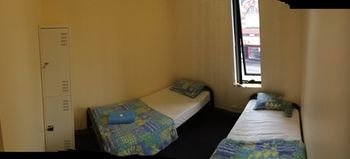 22 Travellers Accommodation - Hostel - Redcliffe Tourism 20
