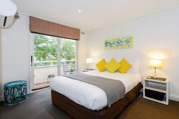 UrbanMinder @ Margeaux - Redcliffe Tourism 11