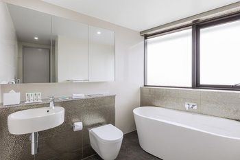 Meriton Serviced Apartments Church Street - Redcliffe Tourism 6