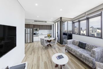 Meriton Serviced Apartments Church Street - Redcliffe Tourism 8