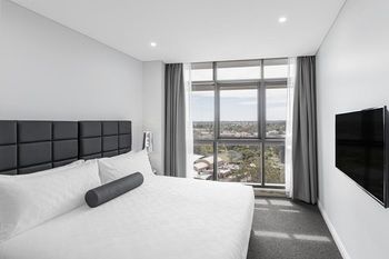 Meriton Serviced Apartments Church Street - Redcliffe Tourism 12