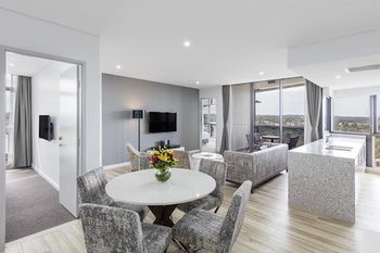 Meriton Serviced Apartments Church Street - Redcliffe Tourism 15