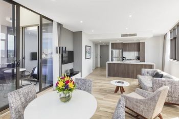 Meriton Serviced Apartments Church Street - Redcliffe Tourism 25