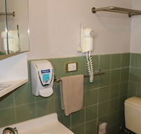 The Hermitage Motel - Redcliffe Tourism