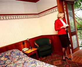 Manly Hotel, The - Redcliffe Tourism 2