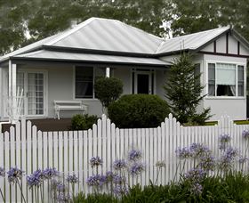 Addlestone House Bed & Breakfast - Redcliffe Tourism 1