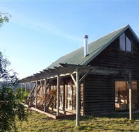 Pinot Cottage on Charles Reuben Estate - Redcliffe Tourism