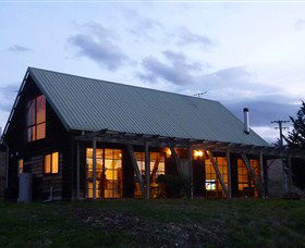 Pinot Cottage On Charles Reuben Estate - Redcliffe Tourism 3