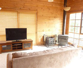 Pinot Cottage On Charles Reuben Estate - Redcliffe Tourism 4