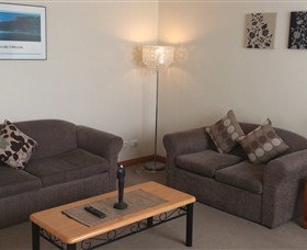 Ashwood Apartments - Bellerive - Redcliffe Tourism 3