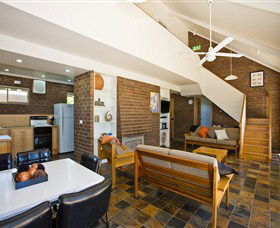 Bay Retreat Port Arthur - Redcliffe Tourism 1