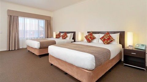 Comfort Inn & Suites Blazing Stump - Redcliffe Tourism 3